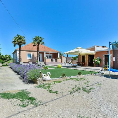 Holiday House Meri, 5+2, Benkovac Exterior photo